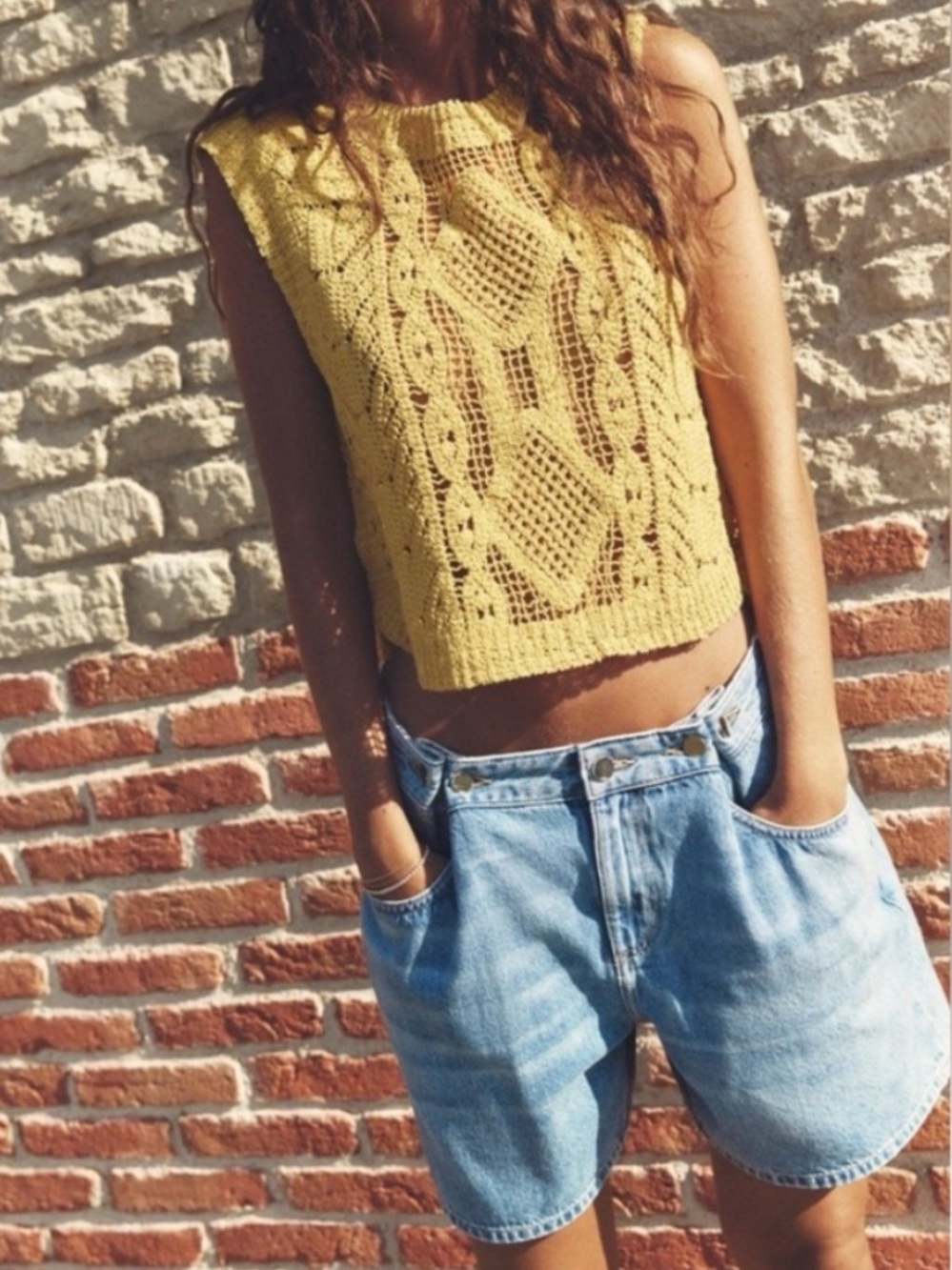 Zara Blue Jean Shorts High-Waisted Relaxed Fit Size 6 NWT